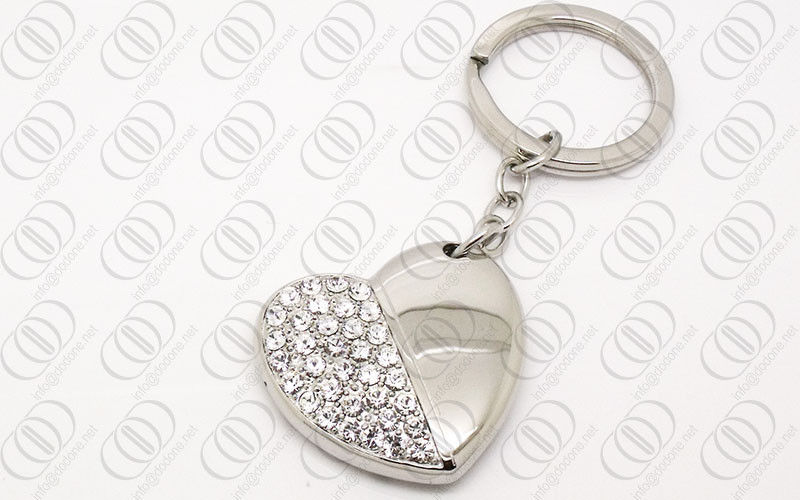 Jewelry Stainless Steel Heart Shape Keychain With Clear Swarovski Crystals