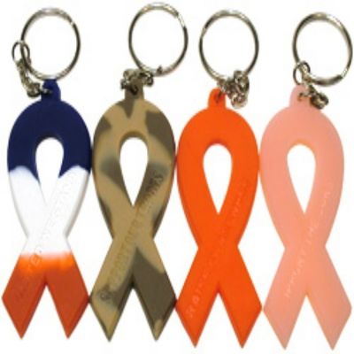 100% Silicone Pendants Promotional Keychain , Metal Accessories , Pantone Color